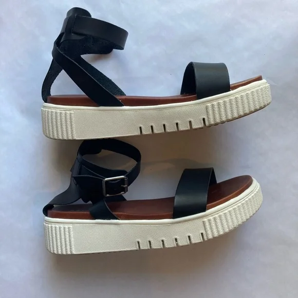 MIA Lunna Wedge Faux Leather Ankle Strap Flatform Comfort Sandal - Picture 5 of 7